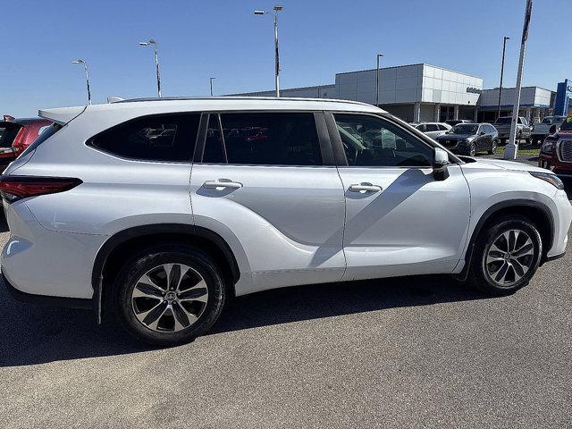 used 2023 Toyota Highlander car, priced at $37,990