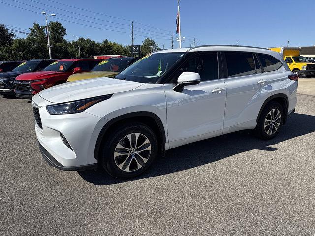 used 2023 Toyota Highlander car, priced at $37,990