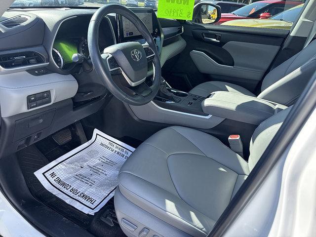 used 2023 Toyota Highlander car, priced at $37,990