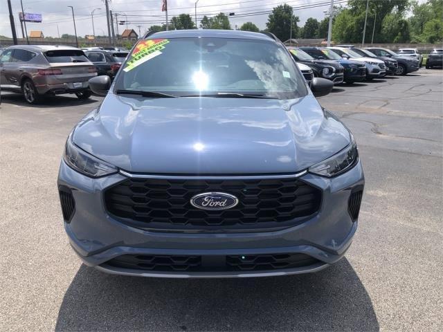 used 2023 Ford Escape car, priced at $27,994