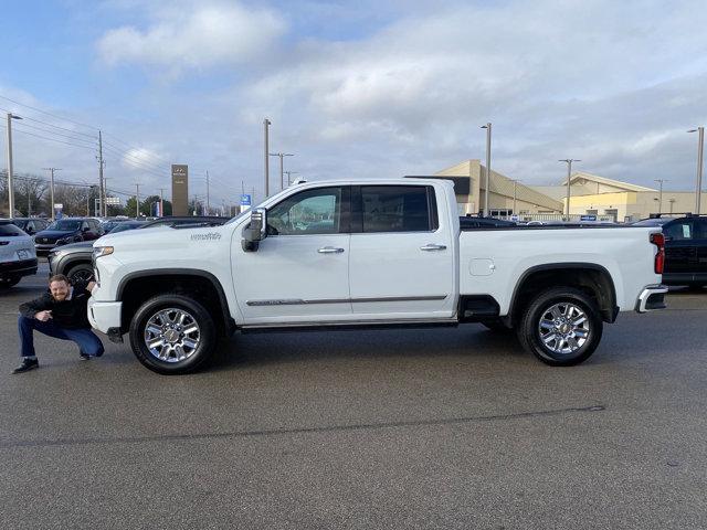 used 2024 Chevrolet Silverado 2500 car, priced at $75,990