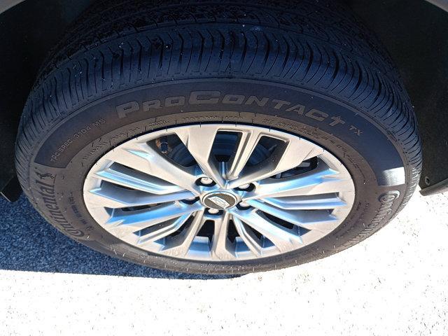 used 2024 Cadillac XT4 car, priced at $31,993