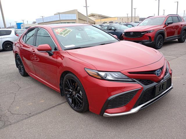 used 2024 Toyota Camry Hybrid car, priced at $33,491