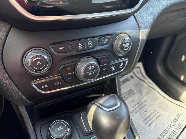used 2022 Jeep Cherokee car, priced at $26,692