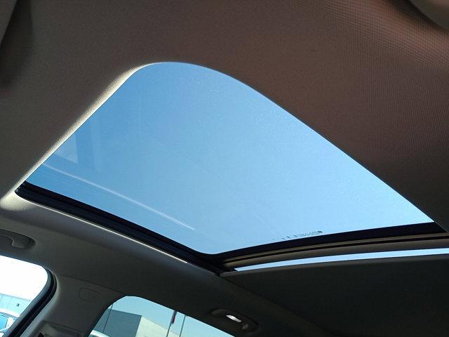 used 2023 Buick Envision car, priced at $33,297