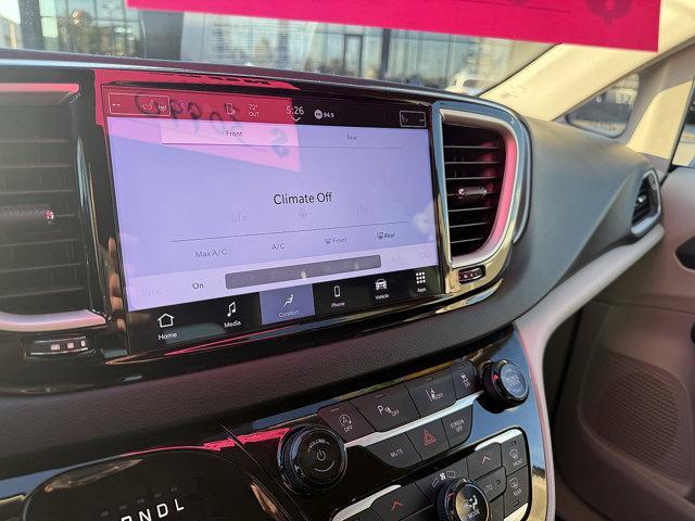 used 2024 Chrysler Pacifica car, priced at $30,990