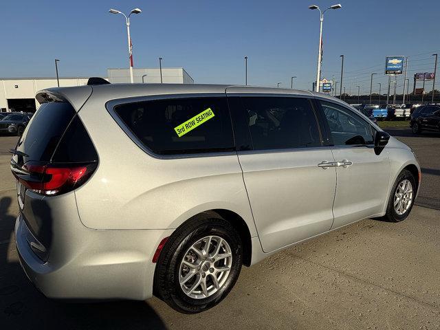 used 2024 Chrysler Pacifica car, priced at $30,990