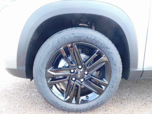 new 2025 Chevrolet Trax car, priced at $26,690
