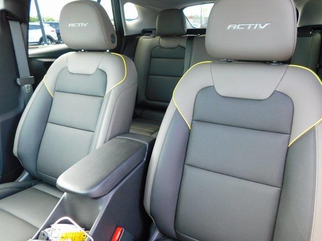 new 2025 Chevrolet Trax car, priced at $26,690