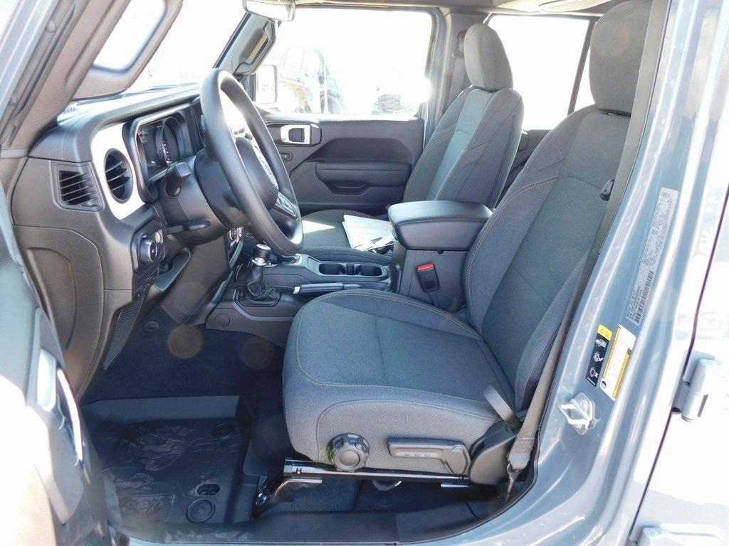 new 2025 Jeep Wrangler car, priced at $42,141