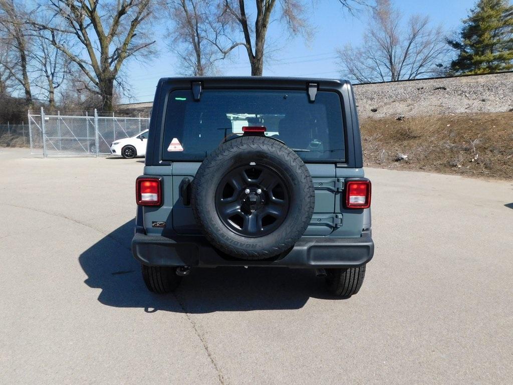 new 2025 Jeep Wrangler car, priced at $42,141