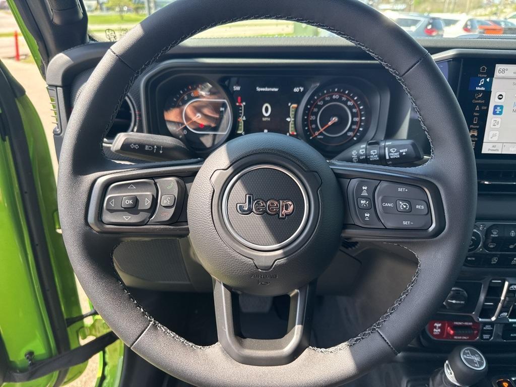 new 2025 Jeep Wrangler car, priced at $68,160