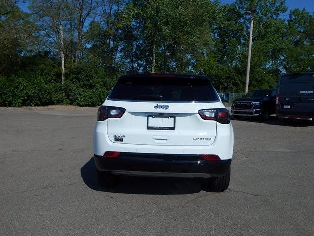 new 2024 Jeep Compass car, priced at $34,352