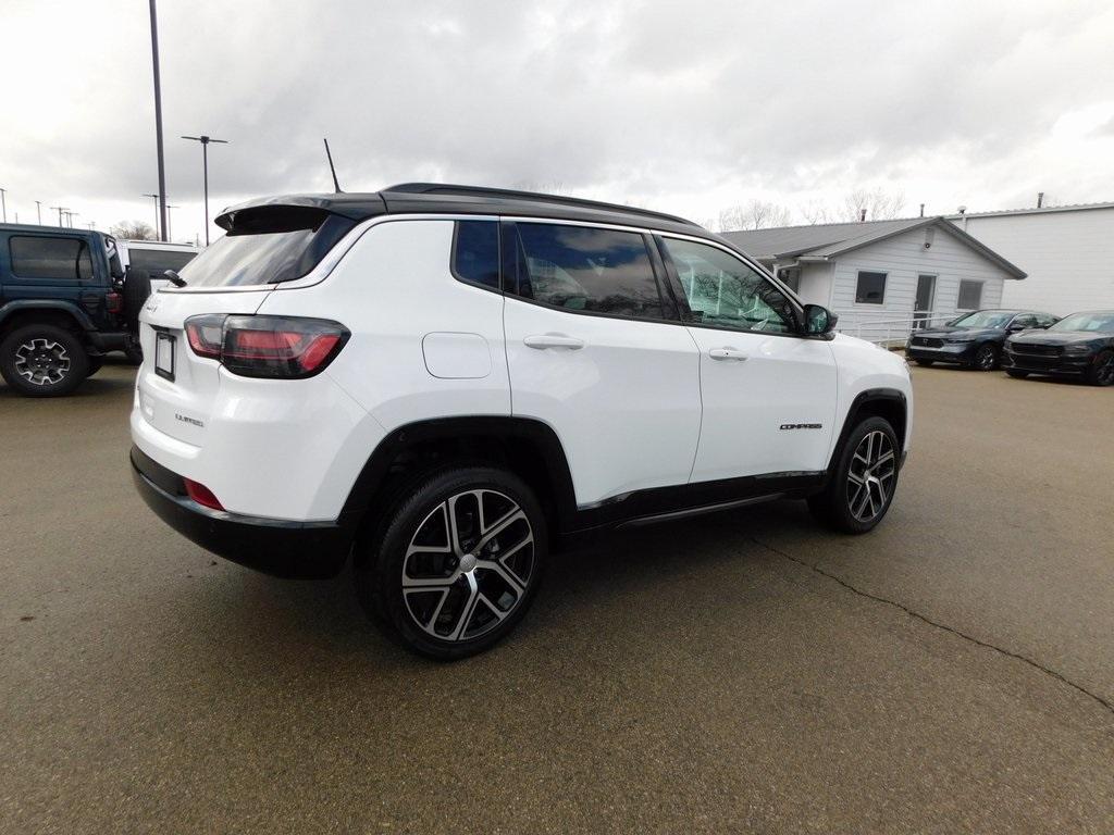 new 2024 Jeep Compass car, priced at $32,495