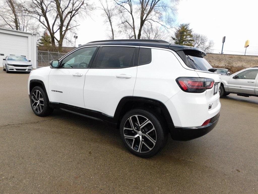 new 2024 Jeep Compass car, priced at $32,495