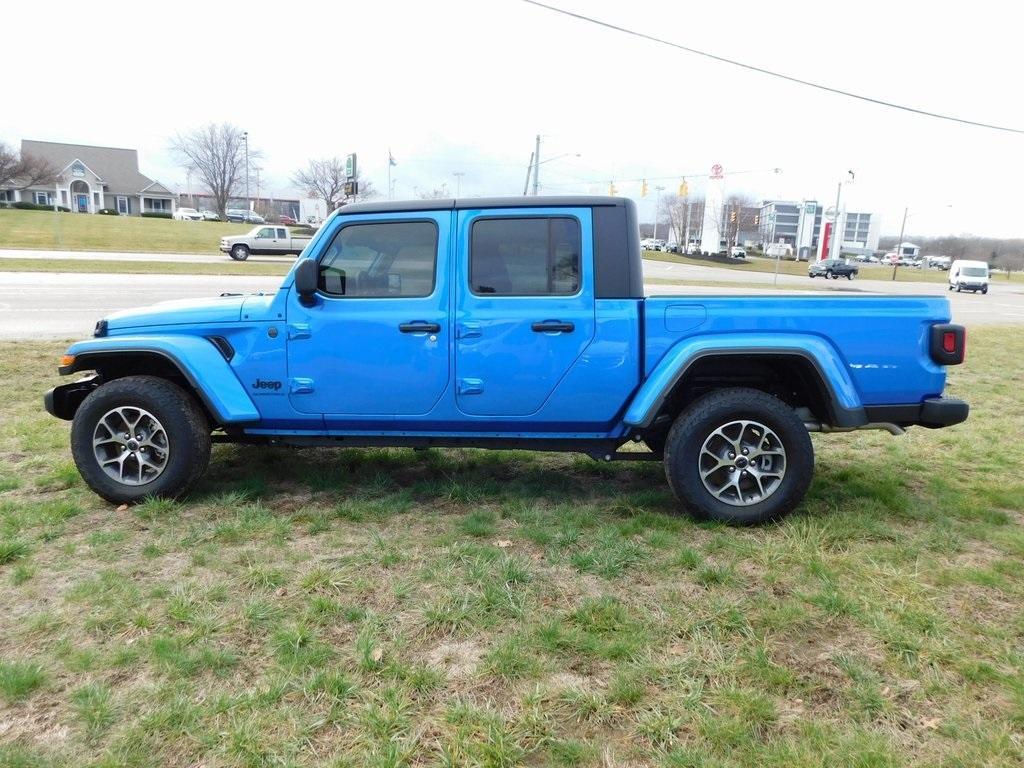 new 2024 Jeep Gladiator car, priced at $48,843