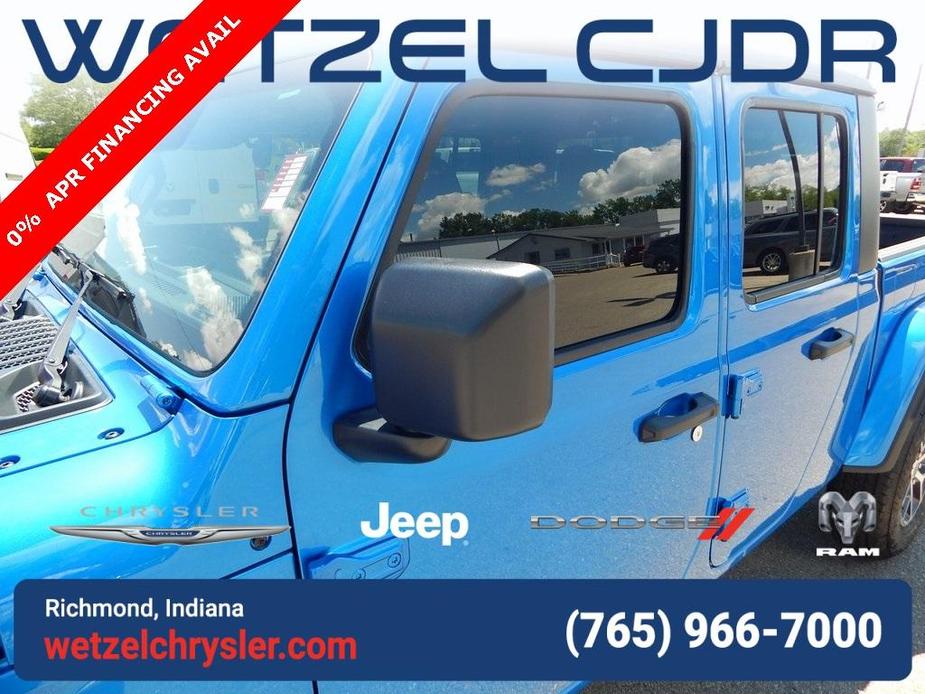 new 2024 Jeep Gladiator car, priced at $41,595