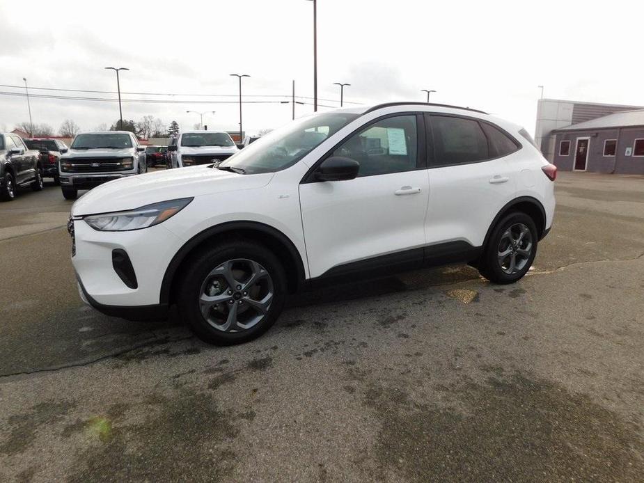 new 2025 Ford Escape car, priced at $33,499