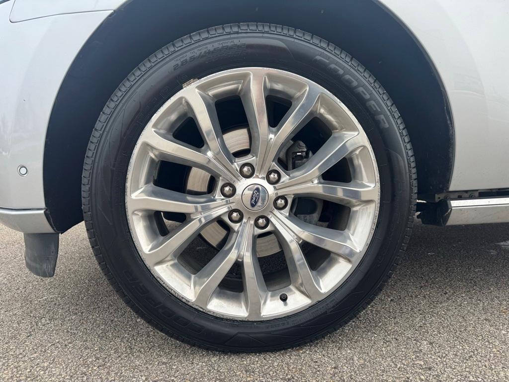 used 2019 Ford Expedition car, priced at $33,342