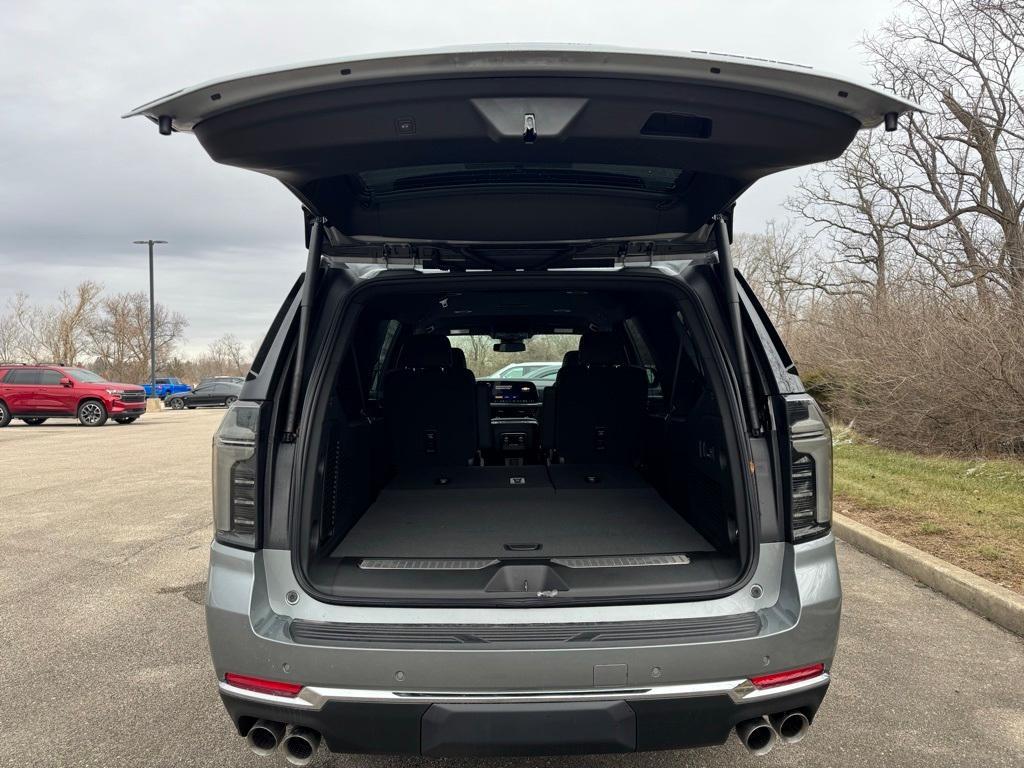 new 2025 Chevrolet Suburban car, priced at $81,095