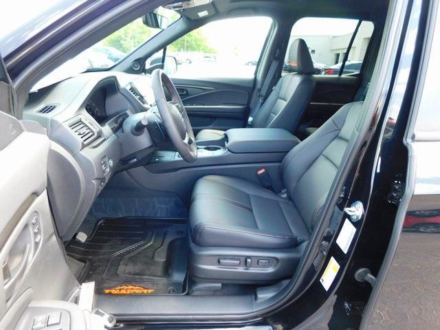 new 2025 Honda Ridgeline car, priced at $44,118