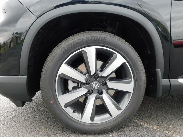 new 2025 Honda Pilot car, priced at $49,650
