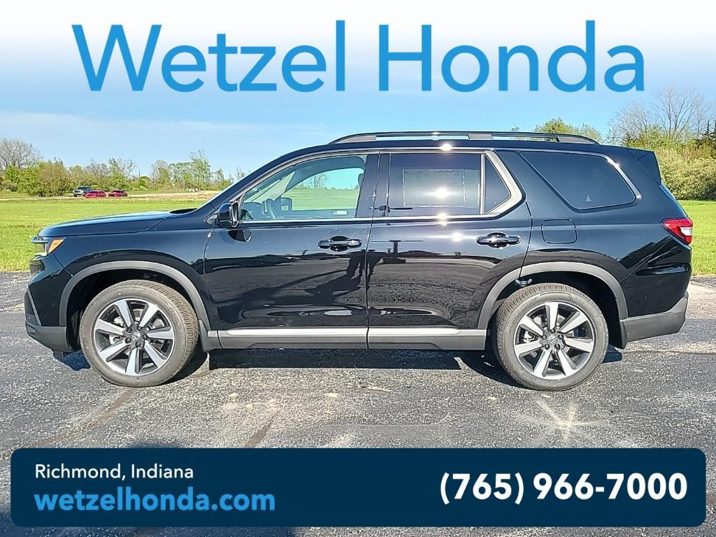 new 2025 Honda Pilot car, priced at $51,050