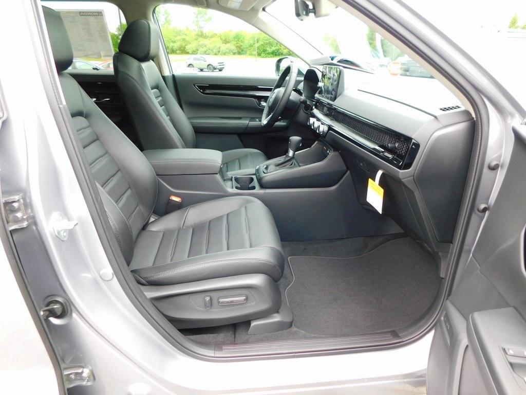 new 2025 Honda CR-V car, priced at $37,895