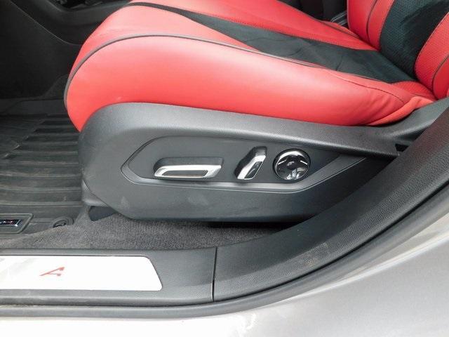 used 2025 Acura RDX car, priced at $45,926