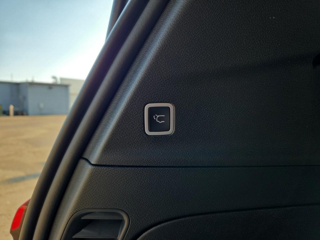 new 2026 Chrysler Pacifica car, priced at $44,995