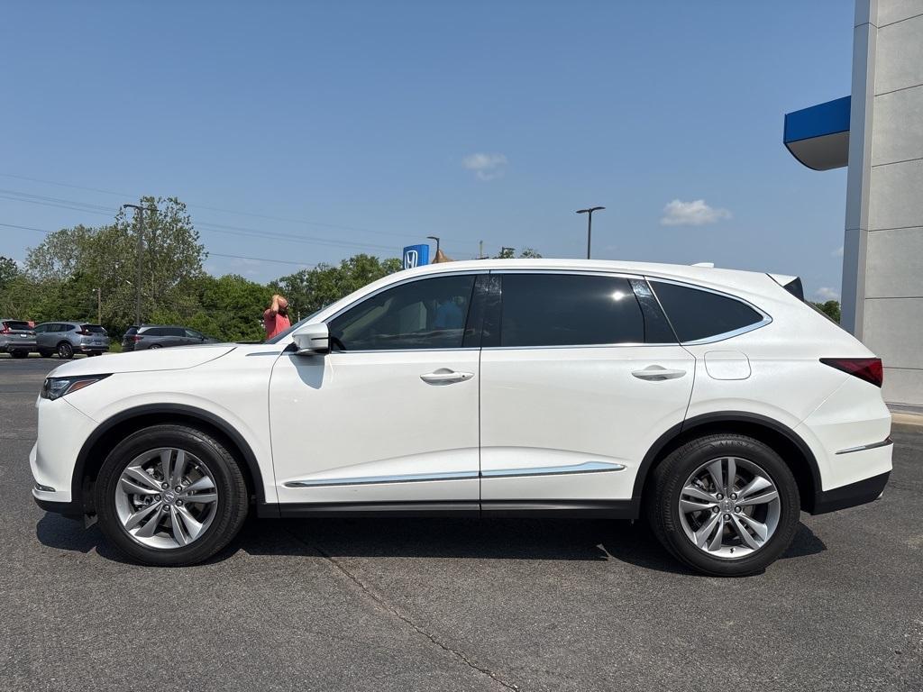 used 2024 Acura MDX car, priced at $40,999