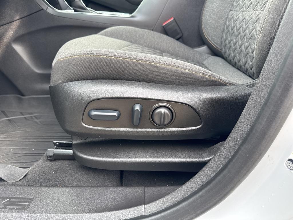 used 2023 Chevrolet Equinox car, priced at $23,699