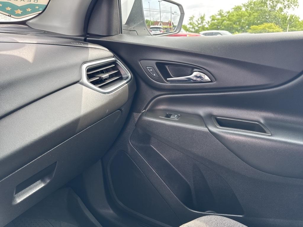 used 2023 Chevrolet Equinox car, priced at $23,699