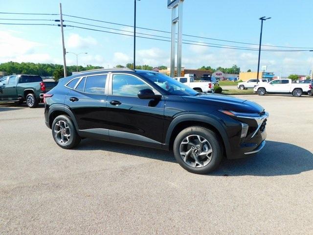 new 2025 Chevrolet Trax car, priced at $25,485