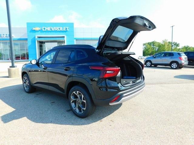 new 2025 Chevrolet Trax car, priced at $25,485