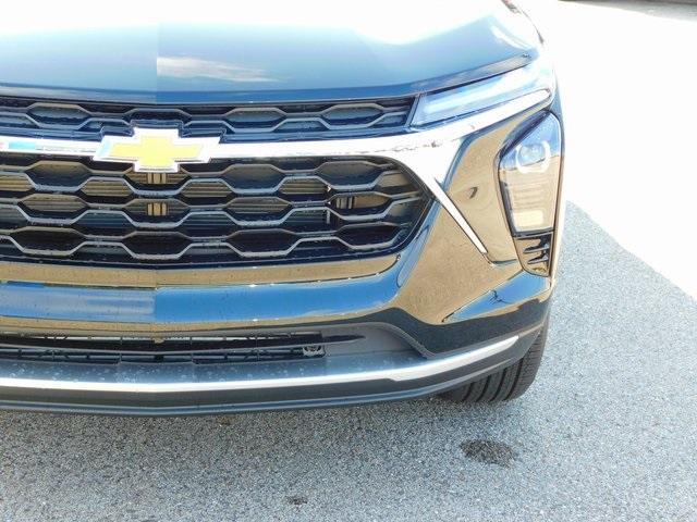 new 2025 Chevrolet Trax car, priced at $25,485