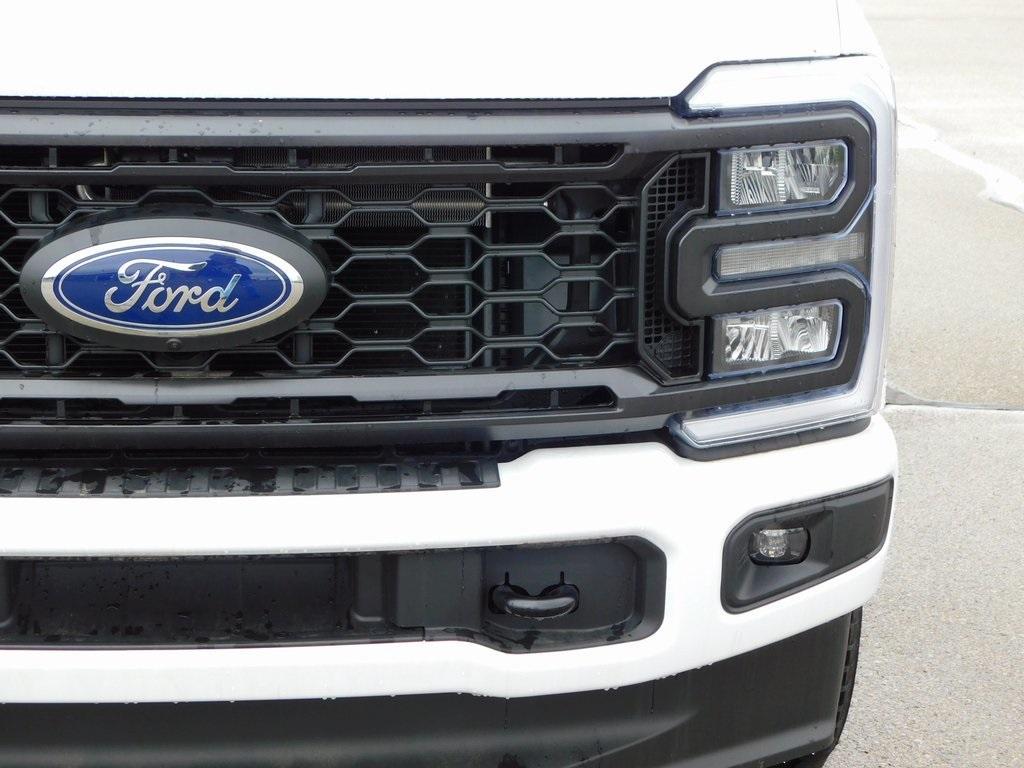 new 2025 Ford F-250 car, priced at $57,255