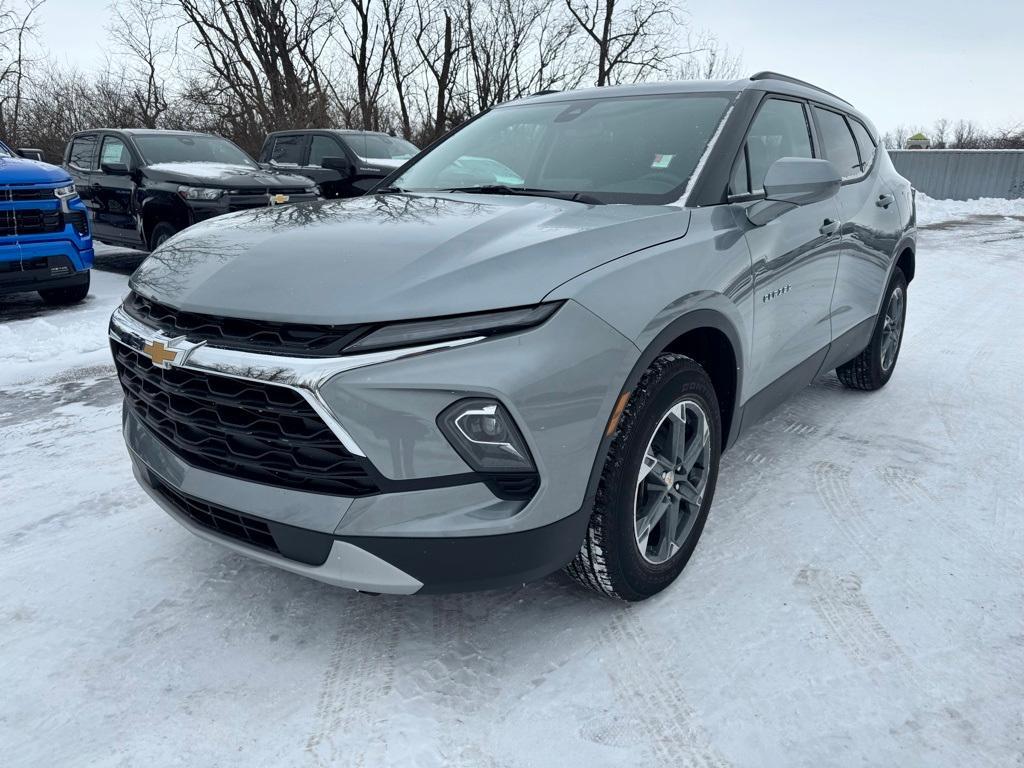 new 2025 Chevrolet Blazer car, priced at $36,550