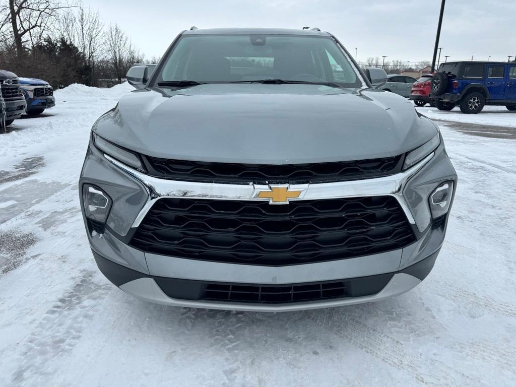 new 2025 Chevrolet Blazer car, priced at $36,550