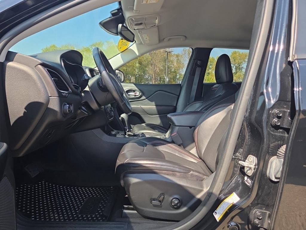used 2021 Jeep Cherokee car, priced at $23,500
