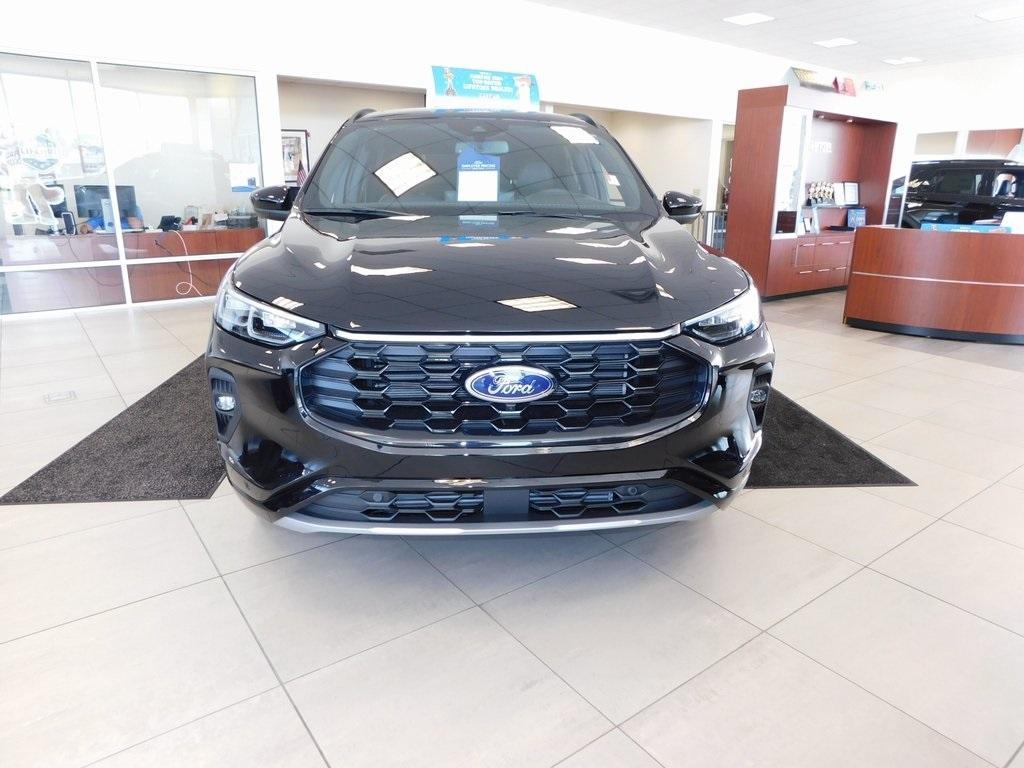 new 2025 Ford Escape car, priced at $39,109