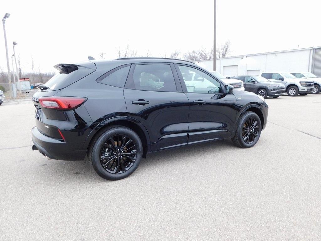 new 2025 Ford Escape car, priced at $38,749