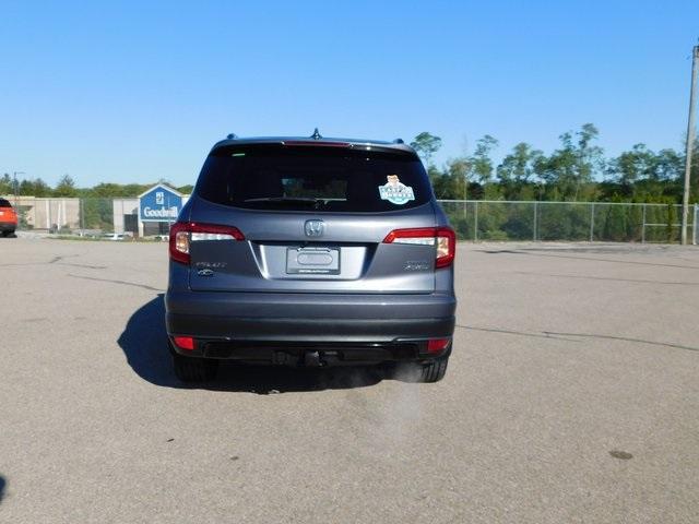 used 2022 Honda Pilot car, priced at $32,000