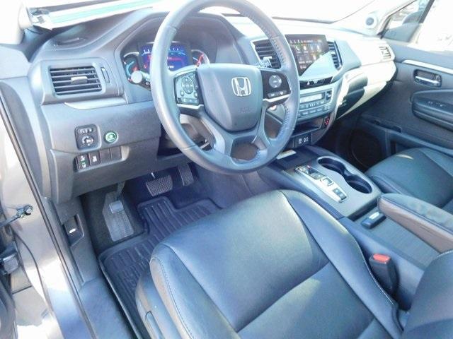 used 2022 Honda Pilot car, priced at $32,000