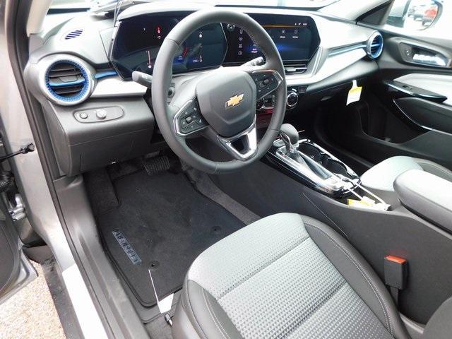 new 2025 Chevrolet Trax car, priced at $26,010