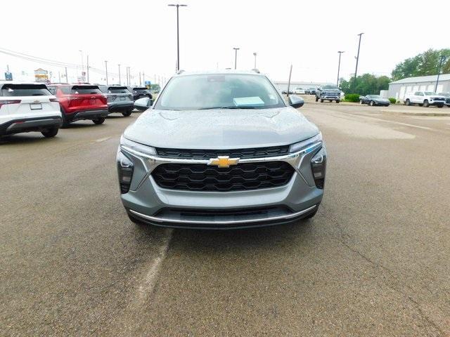 new 2025 Chevrolet Trax car, priced at $26,010