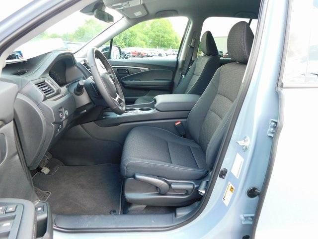 new 2025 Honda Ridgeline car, priced at $40,241