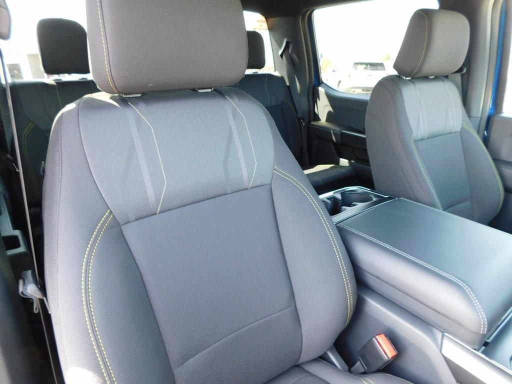 new 2025 Ford F-150 car, priced at $47,322