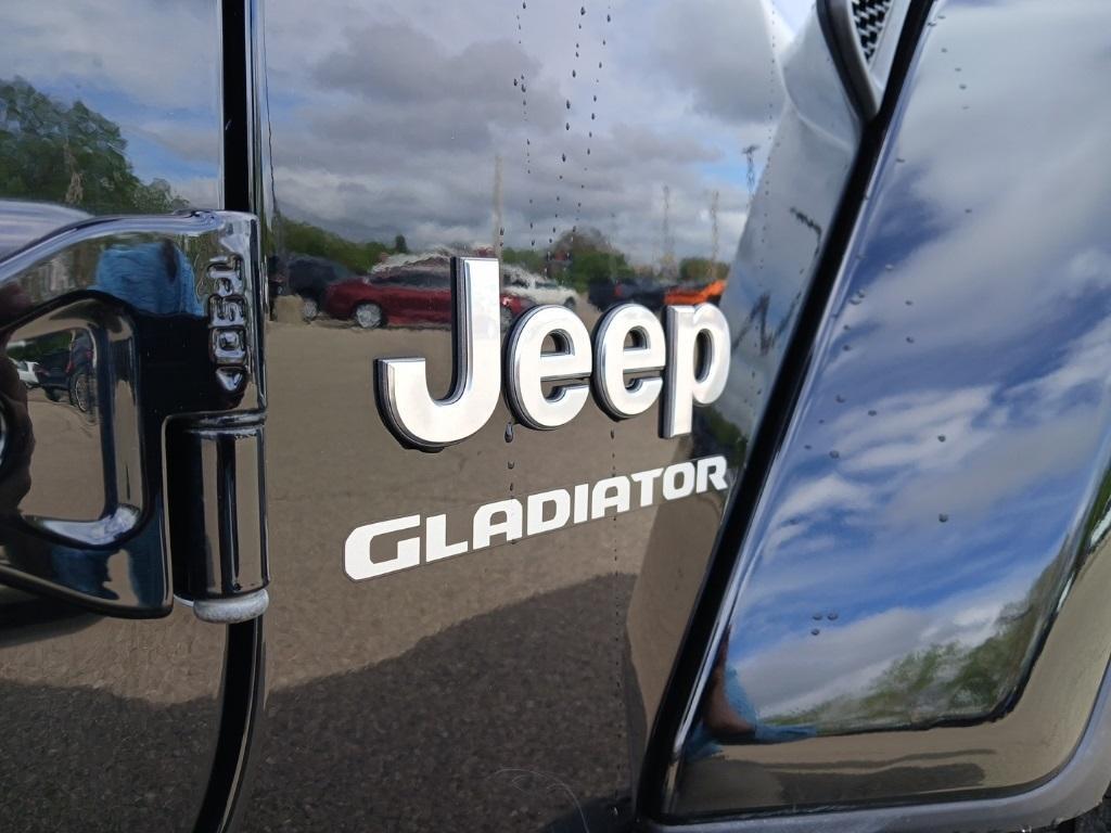 used 2021 Jeep Gladiator car, priced at $28,775