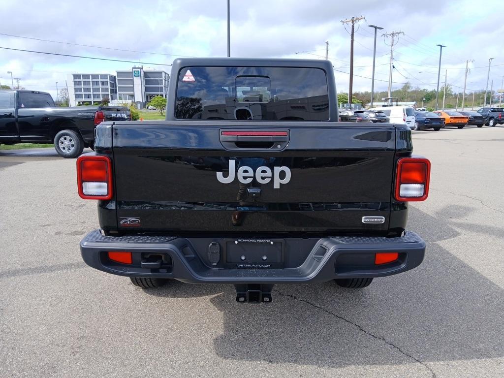 used 2021 Jeep Gladiator car, priced at $28,775